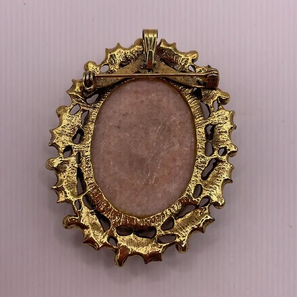 Vintage Rose Quartz Oval Gold Plated Holly Berry Pendant Brooch Pin - Picture 2 of 2